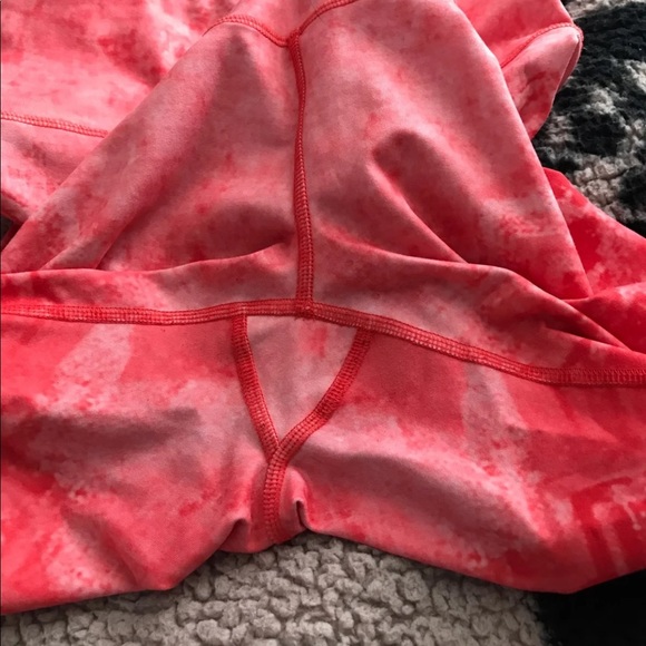 Alo Brand Goddess Legging - Picture 3 of 5